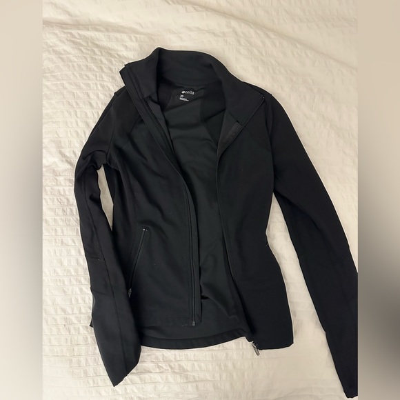 Zella Studio Lite Ribbed Jacket - Picture 3 of 3